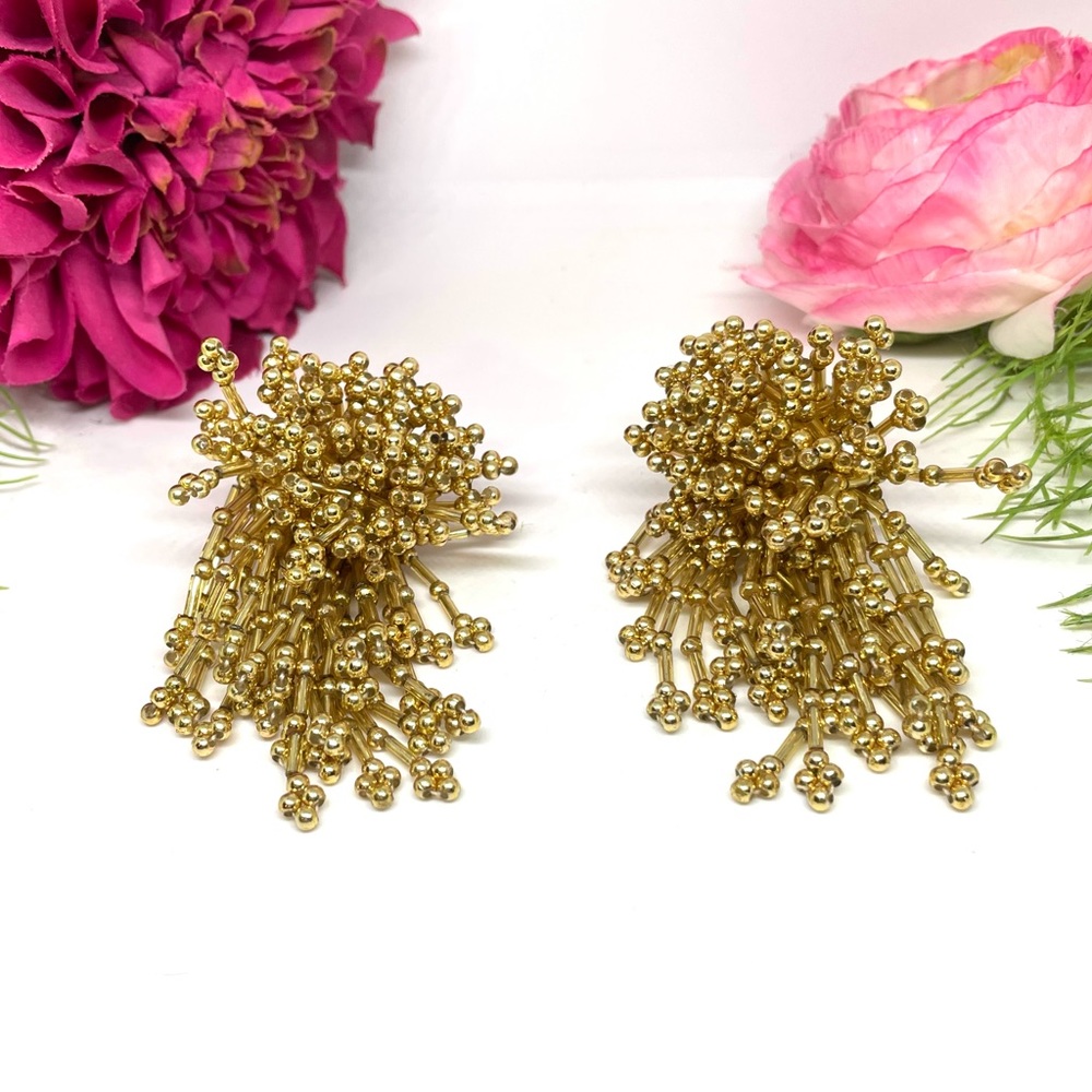 VINTAGE RETRO Golden Beaded Cluster Clip Earrings.